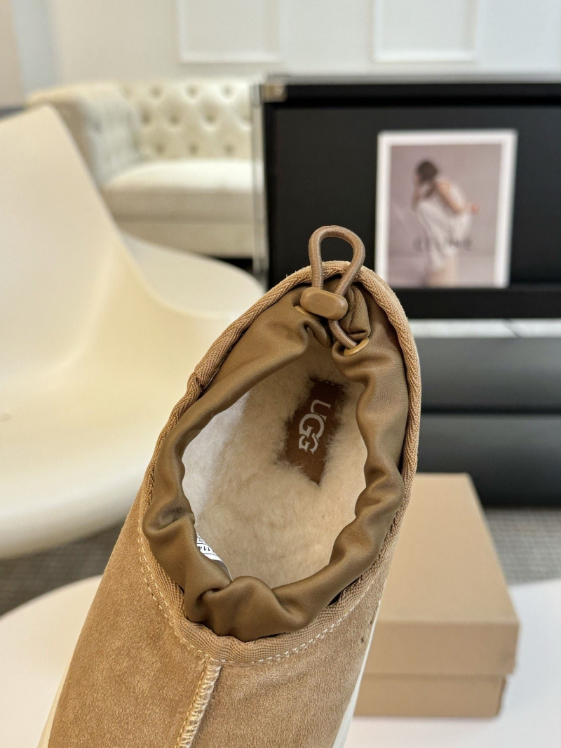 Ugg Flat Shoes